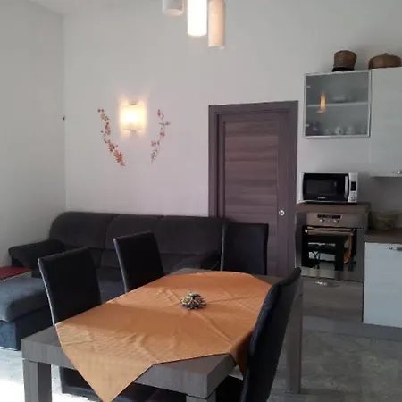 Apartman Rosa Dei Venti